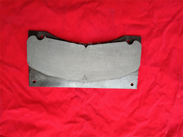 摩擦片摩擦材料的種類按產(chǎn)品材質(zhì)分為兩種