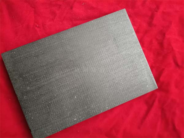 合成閘瓦在運(yùn)用中的故障與原因分析